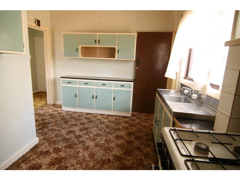 9 Clarke Street, Ararat VIC 3377