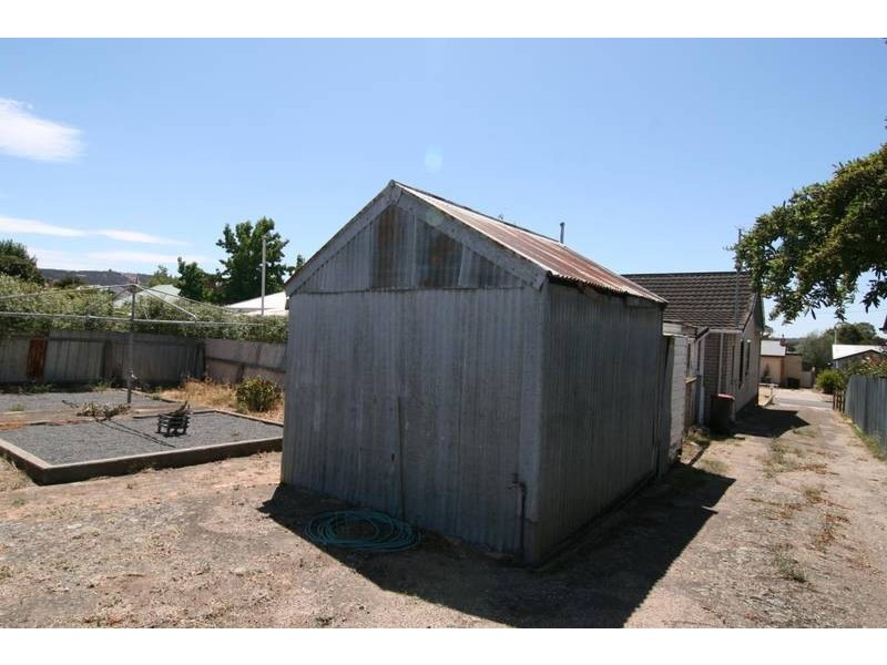 9 Clarke Street, Ararat VIC 3377