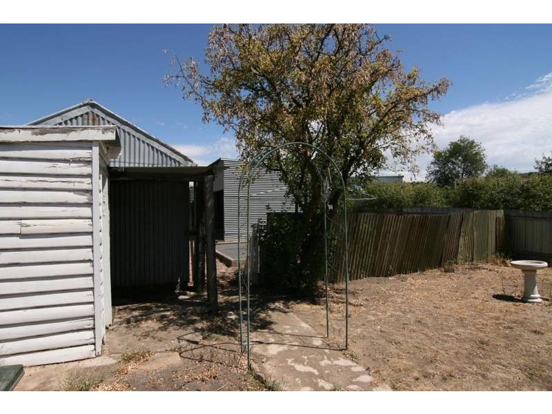 9 Clarke Street, Ararat VIC 3377