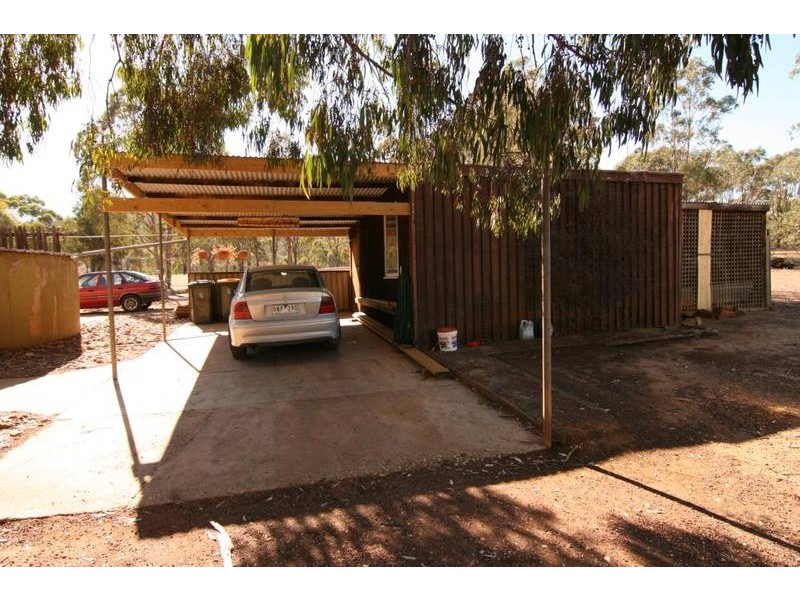17 Forster Lane, Landsborough VIC 3384