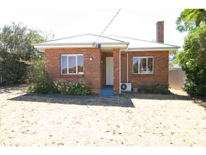21 Flattely Street, Ararat VIC 3377