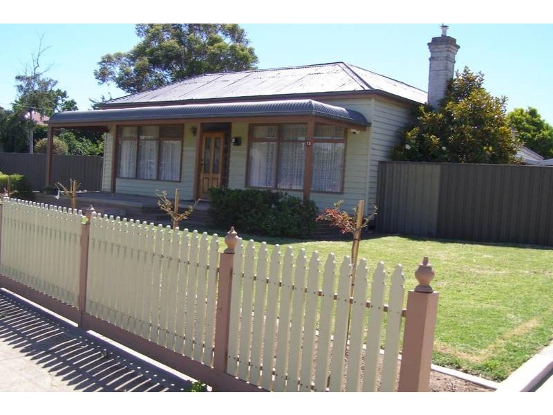 13 Campbell Street, Ararat VIC 3377