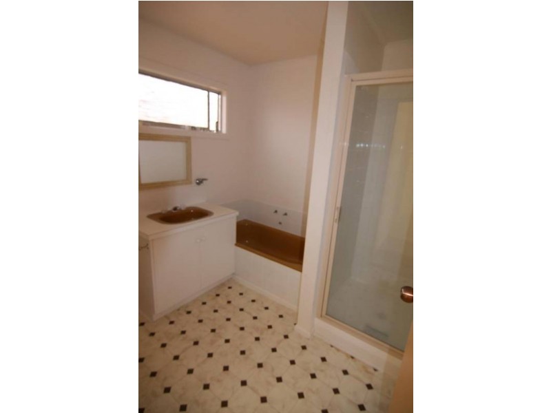 23 Henderson Street, Ararat VIC 3377