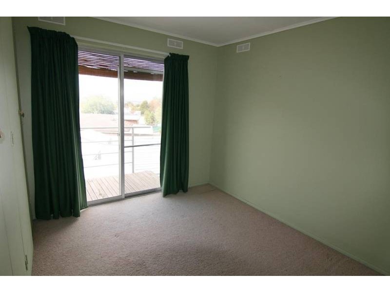 23 Henderson Street, Ararat VIC 3377