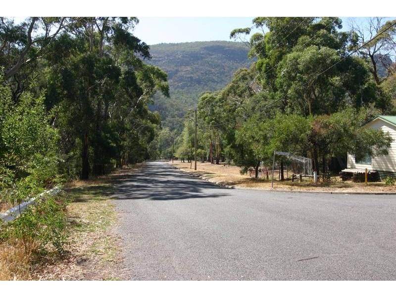 12 Sundial Avenue, Halls Gap VIC 3381