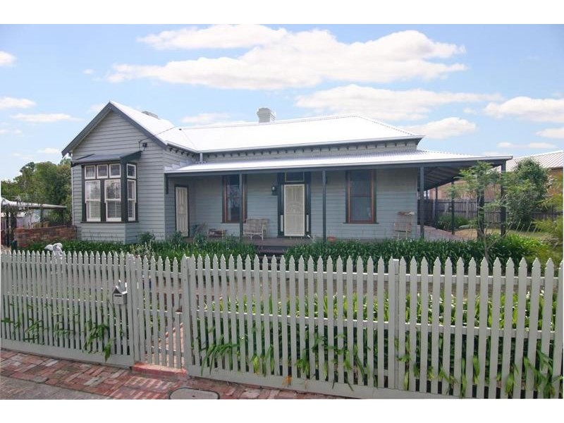 5 George Road, Ararat VIC 3377