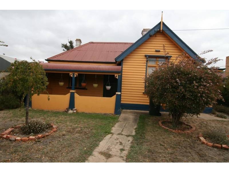 5 Queens Avenue, Ararat VIC 3377