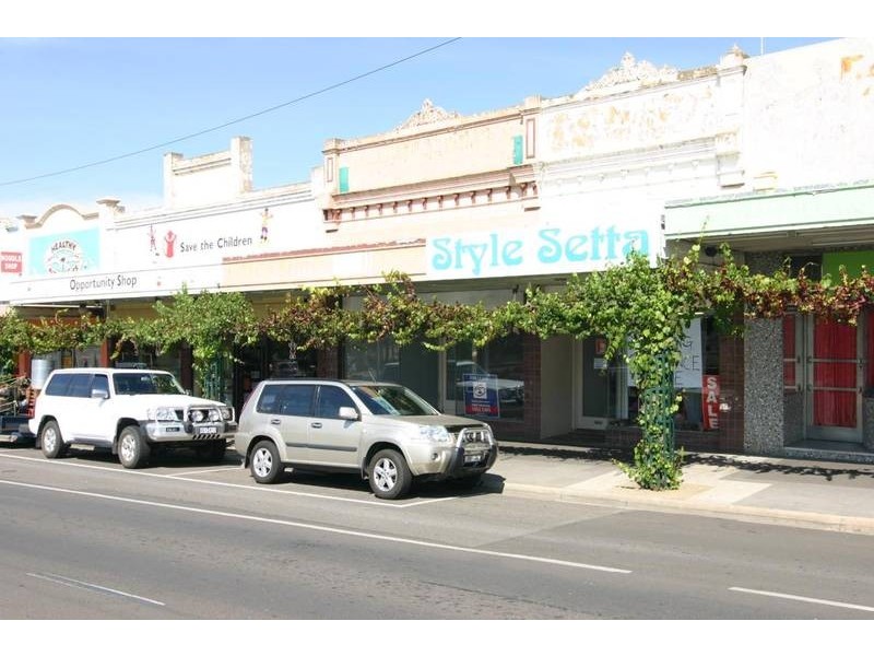 196 Barkly Street, Ararat VIC 3377