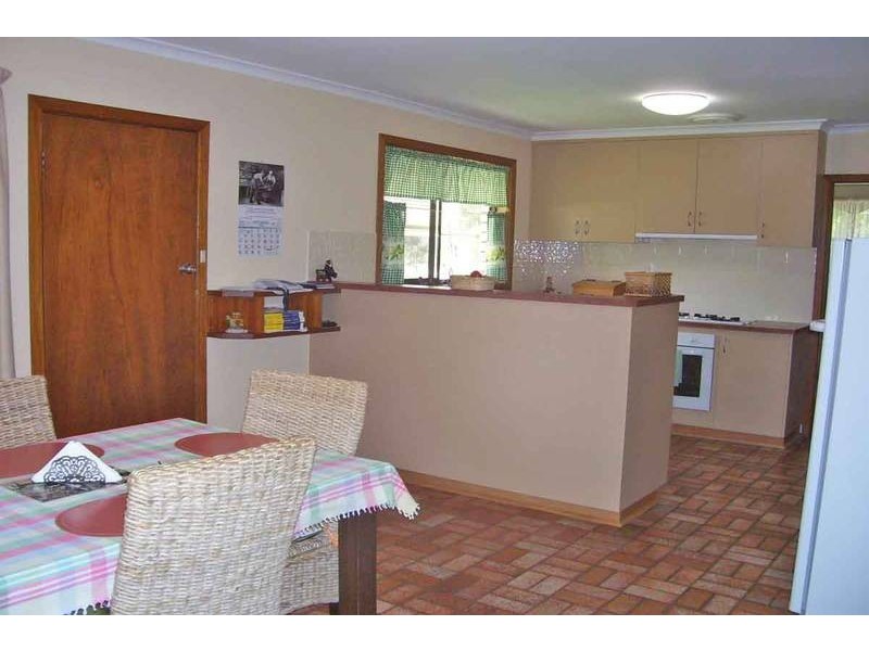 1546 Pyrenees Highway, Amphitheatre VIC 3468