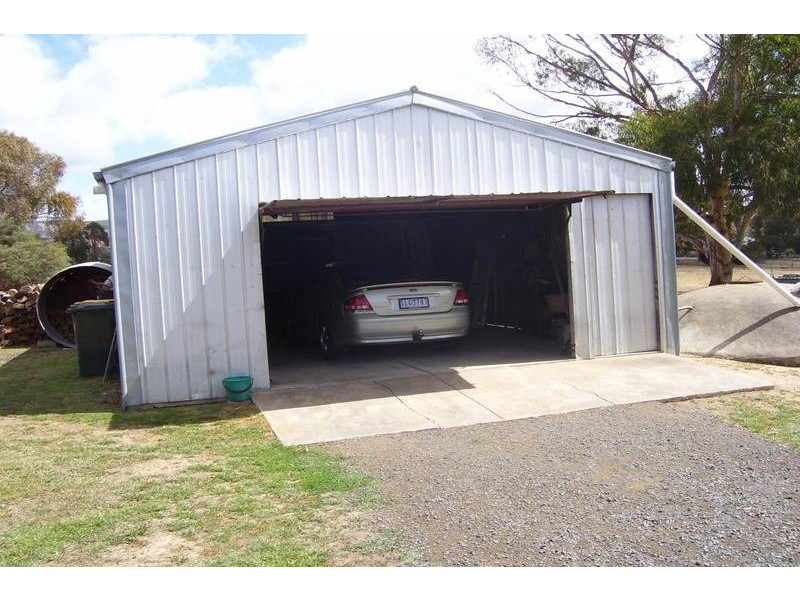 1546 Pyrenees Highway, Amphitheatre VIC 3468