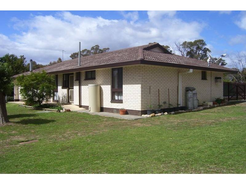 1546 Pyrenees Highway, Amphitheatre VIC 3468