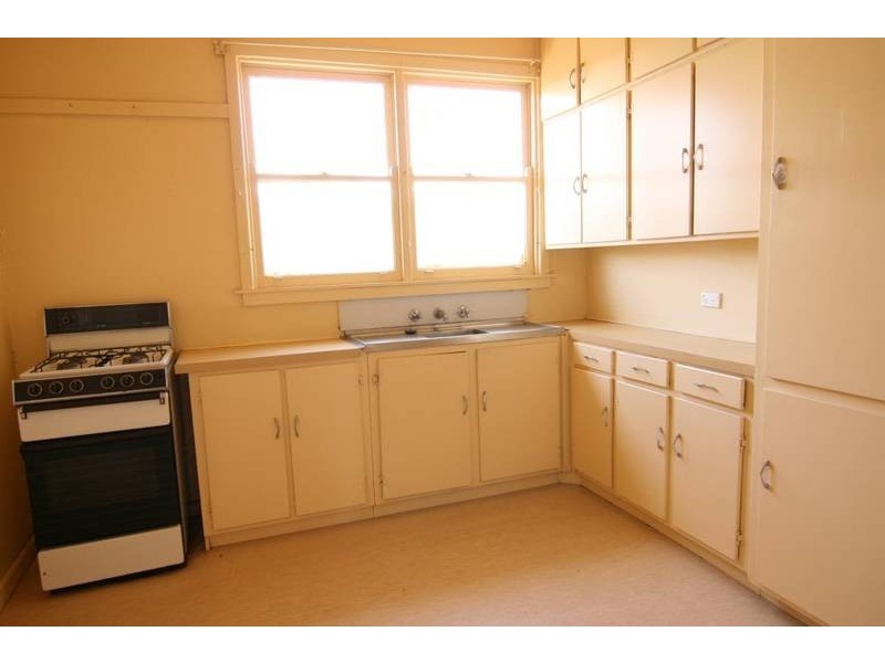 25 Montgomery Street, Ararat VIC 3377