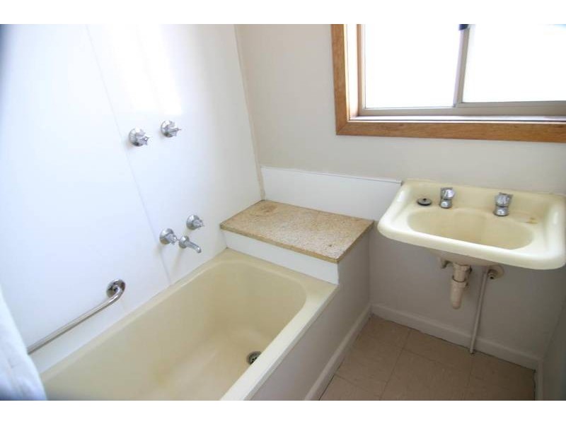 24 Smith Street, Ararat VIC 3377