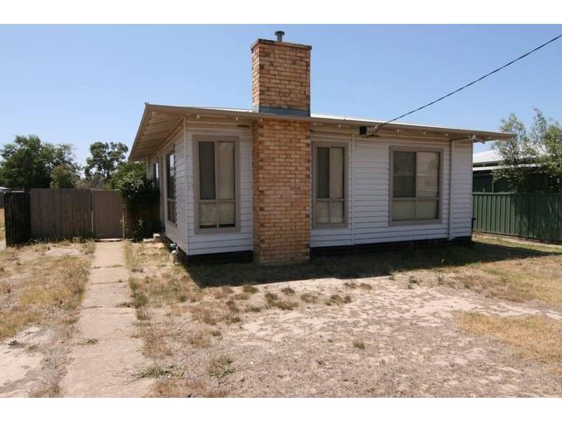 48 Smith Street, Ararat VIC 3377