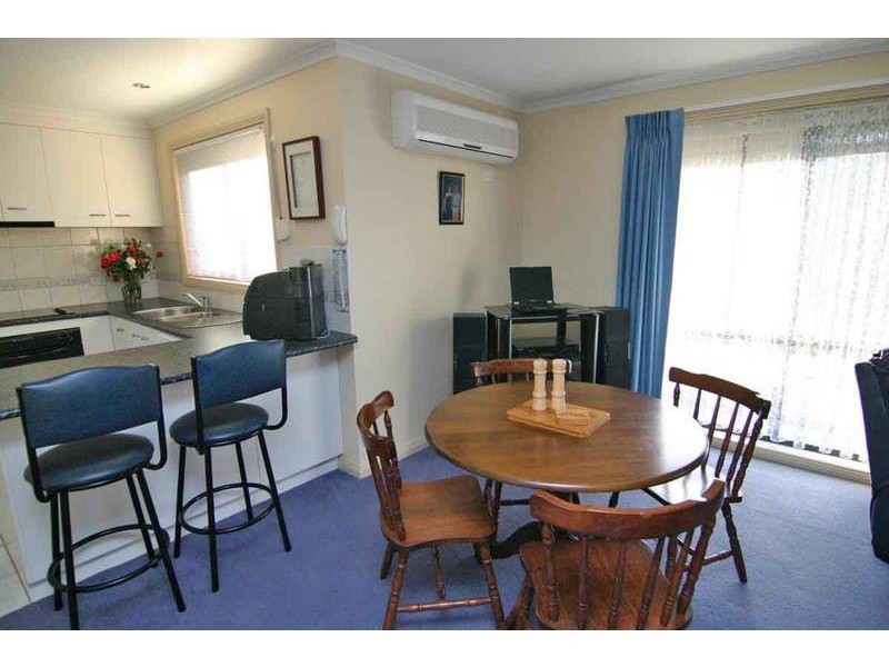 7 Gossip Avenue, Ararat VIC 3377