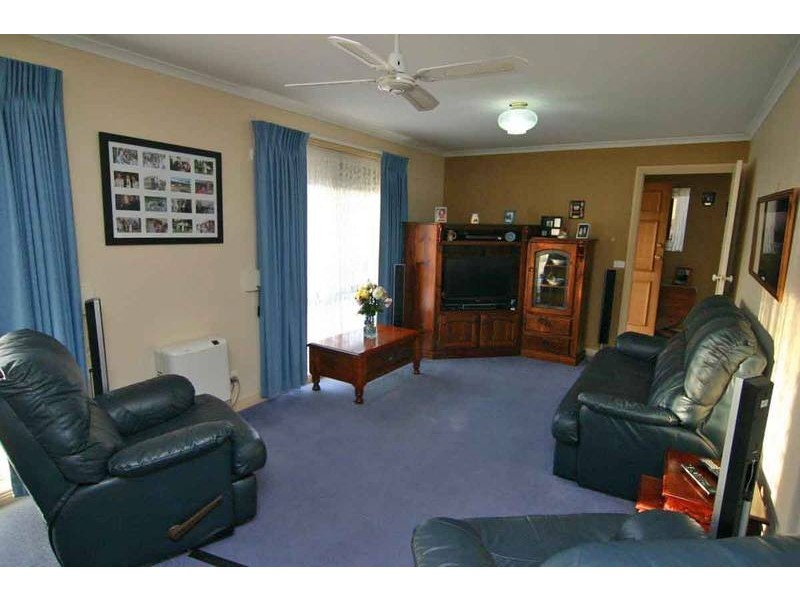 7 Gossip Avenue, Ararat VIC 3377