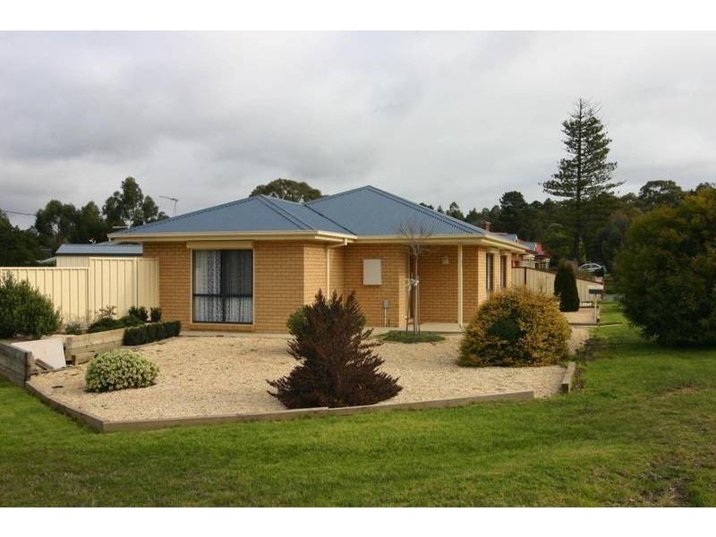 7 Gossip Avenue, Ararat VIC 3377