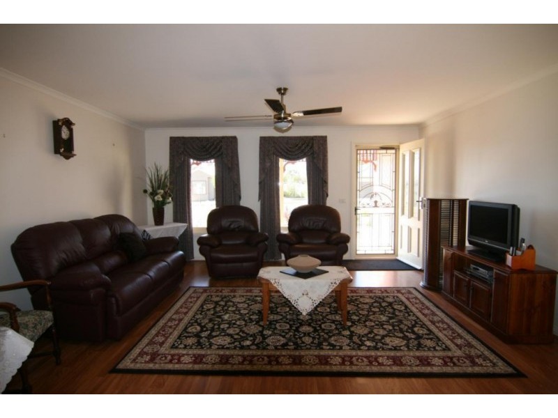 11 Kims Close, Ararat VIC 3377