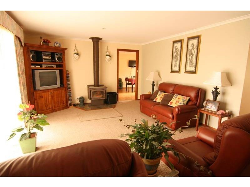 20 Golf Links Road, Ararat VIC 3377