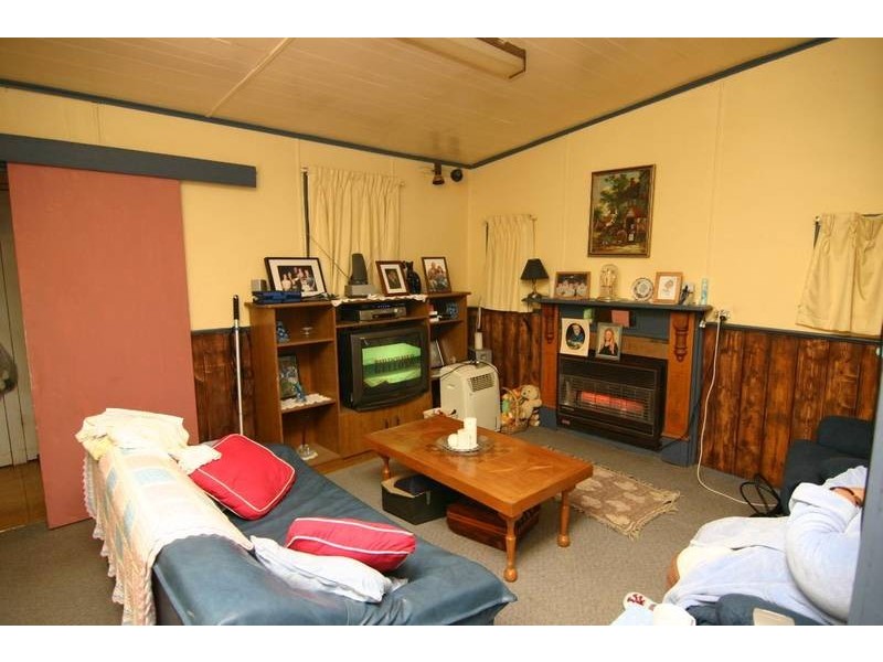 11 Ford Street, Ararat VIC 3377