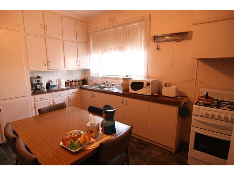 13 Murphy Street, Ararat VIC 3377