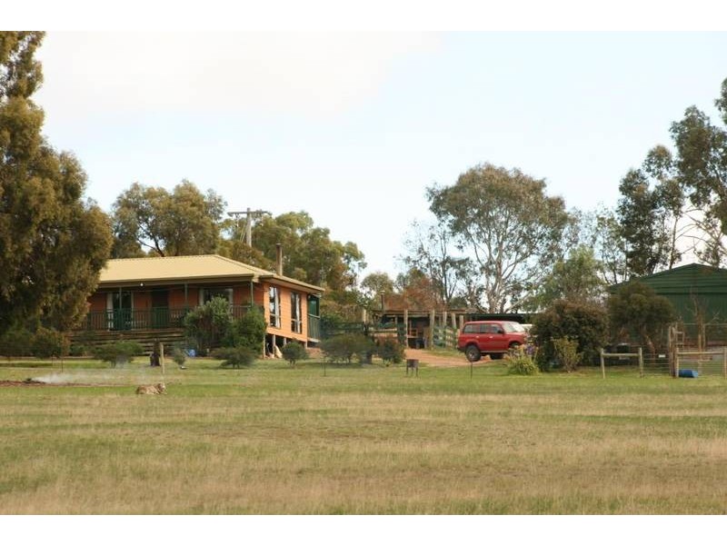 48 Bowen Mine Road, Moyston VIC 3377