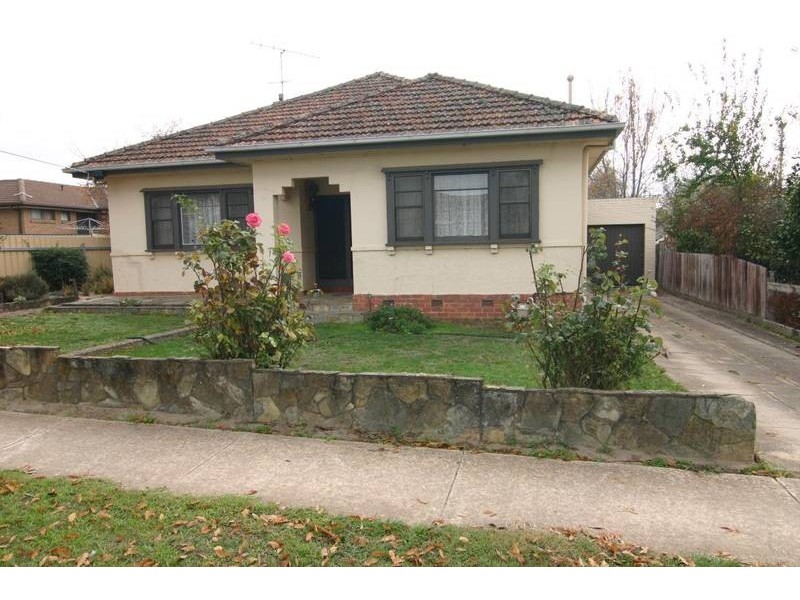 15 McGibbony Street, Ararat VIC 3377