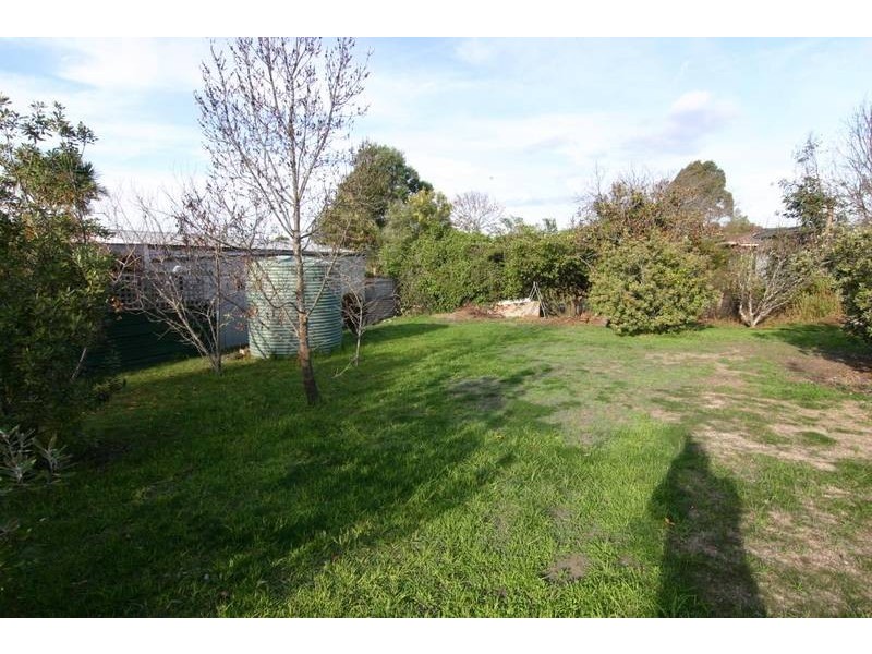 83 Banfield Street, Ararat VIC 3377