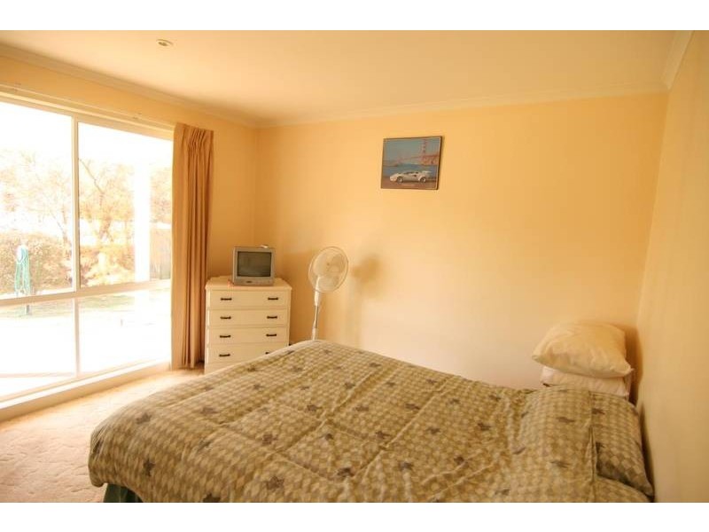 33 Byerly Street, Elmhurst VIC 3469