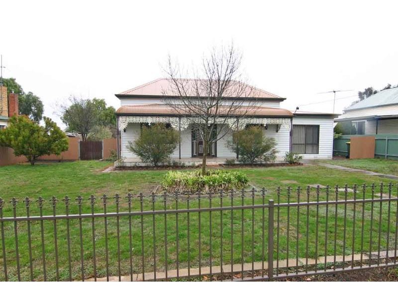 104 Moore Street, Ararat VIC 3377