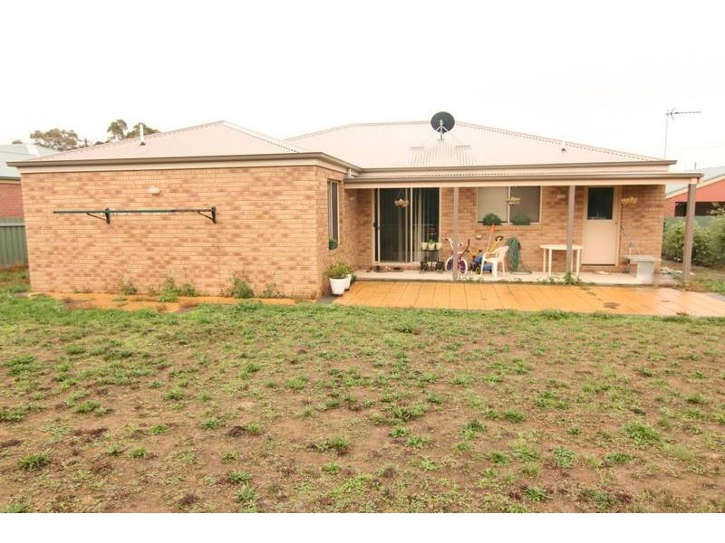 32 McNeil Street, Ararat VIC 3377