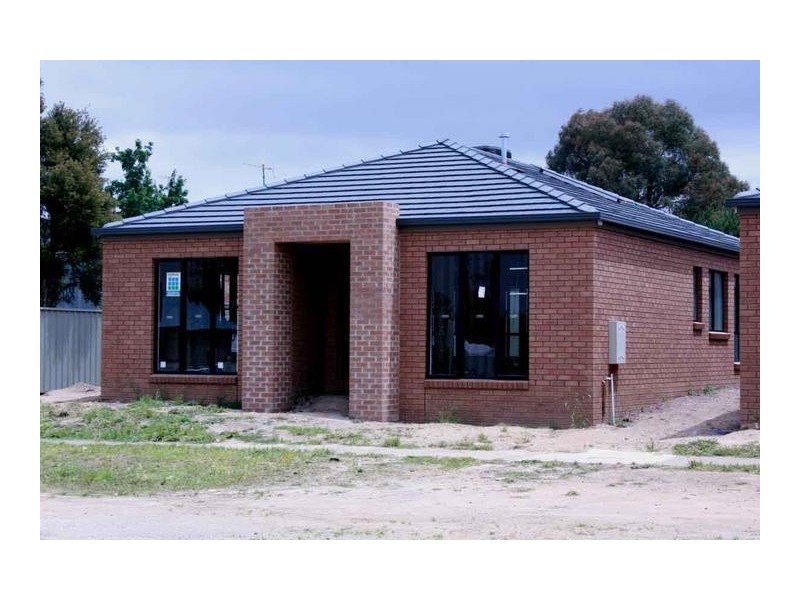 2/20 High Street, Ararat VIC 3377