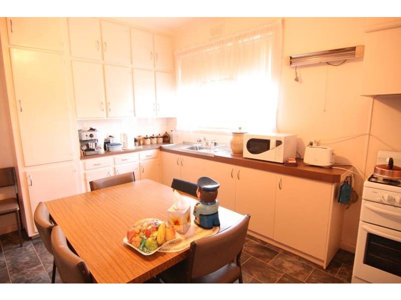 13 Murphy Street, Ararat VIC 3377