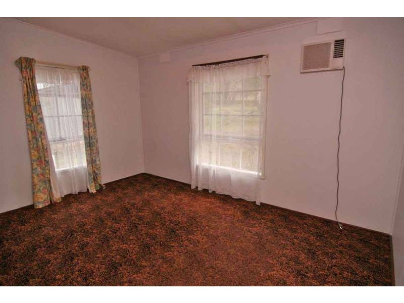 111 Port Fairy Road, Ararat VIC 3377