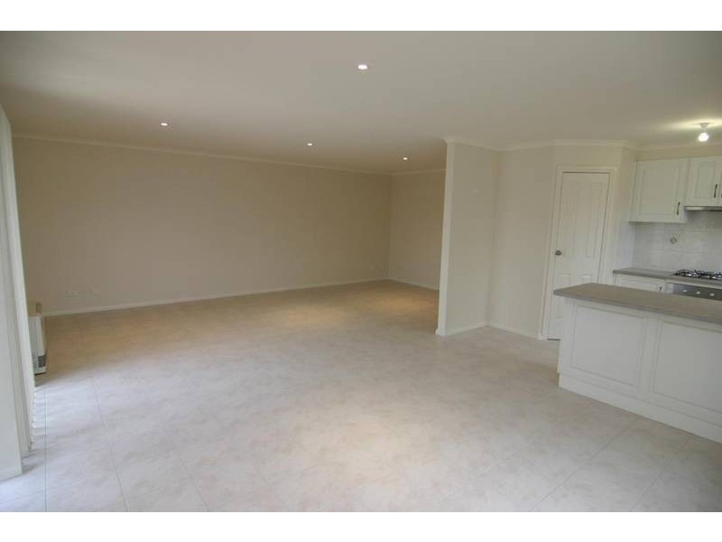 2/6 Queens Avenue, Ararat VIC 3377