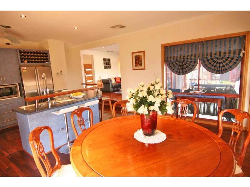 9 Lobelia Drive, Ararat VIC 3377