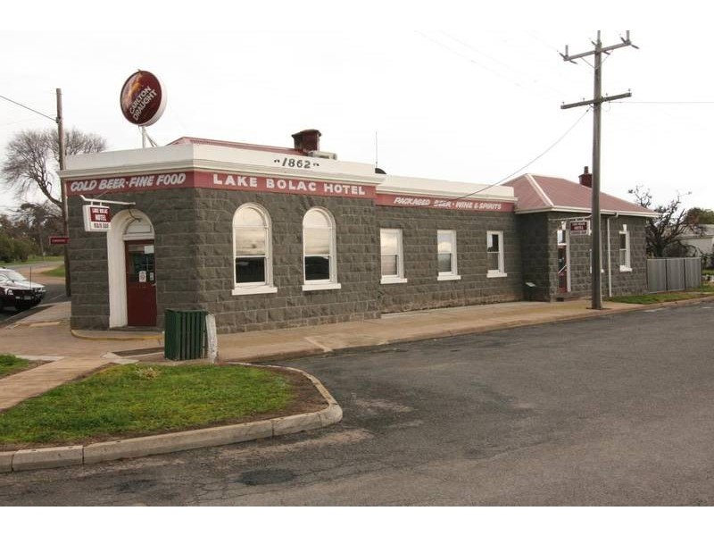 Glenelg Highway, Lake Bolac VIC 3351