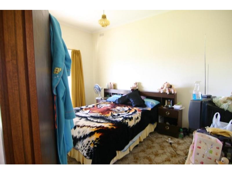 16 Coad street, Ararat VIC 3377