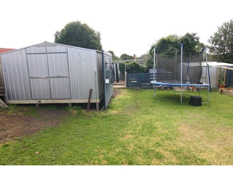 13 Churchill Avenue, Ararat VIC 3377