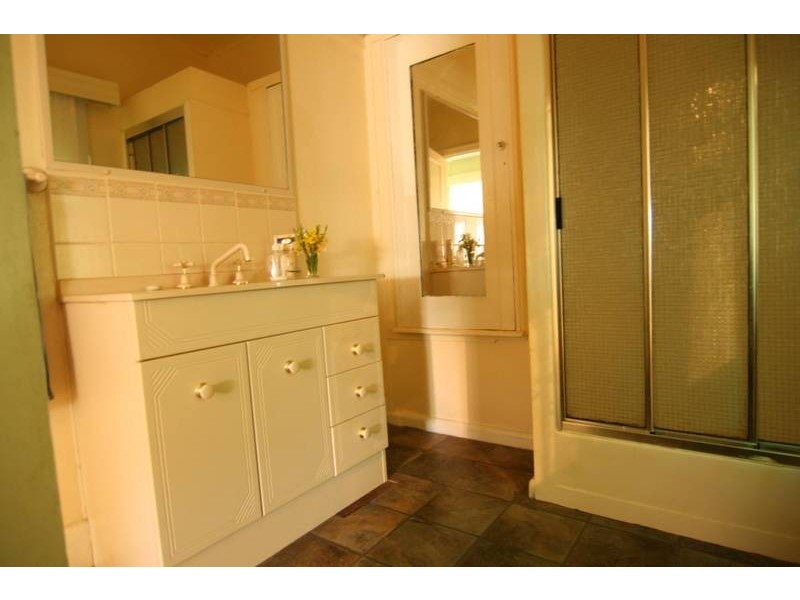 14 Commercial Street, Willaura VIC 3379