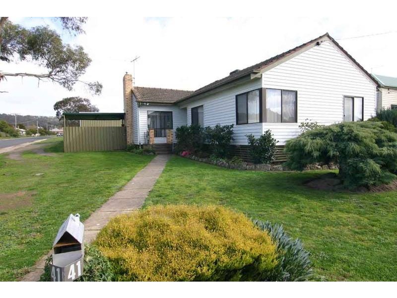 41 George Road, Ararat VIC 3377