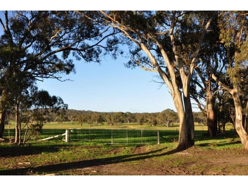Corner Saw Pit Flat Road & New Years Day Road, Ararat VIC 3377