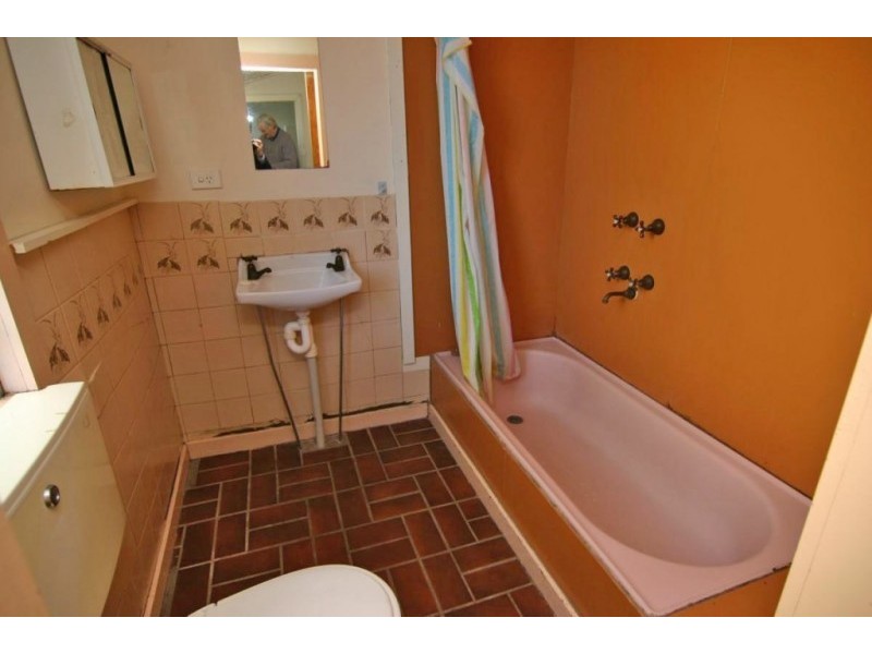 54 McLellan Street, Ararat VIC 3377