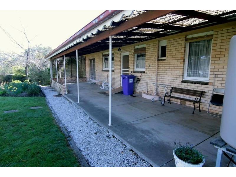 7 Mimosa Avenue, Ararat VIC 3377