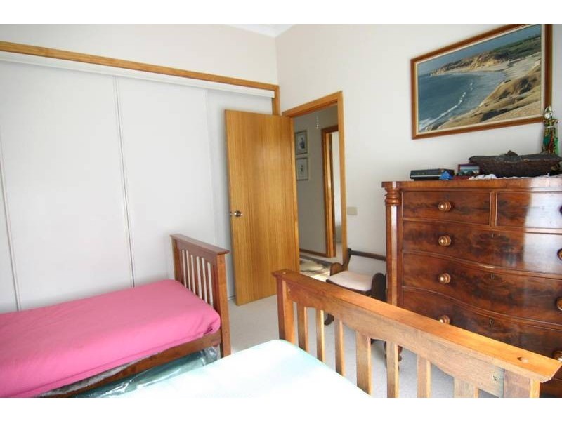 54 McKinlay Street, Landsborough VIC 3384