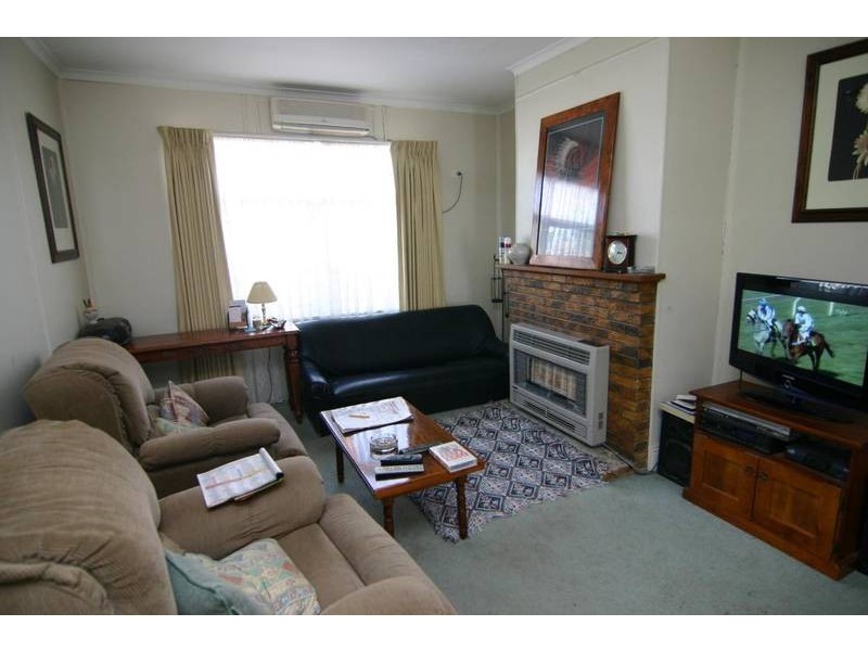 58 Albert Street, Ararat VIC 3377