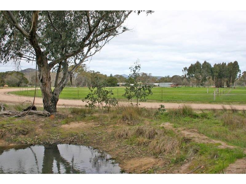818 Panrock Road, Great Western VIC 3377