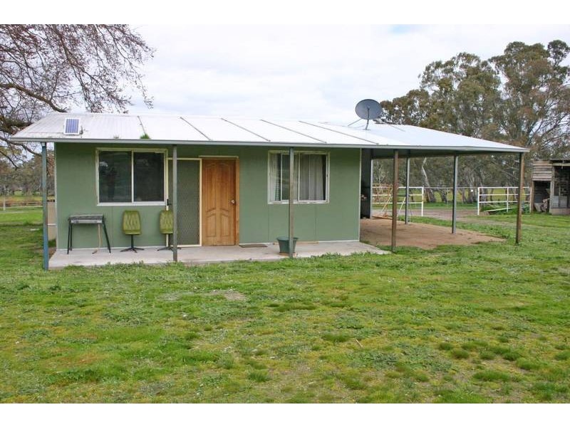 818 Panrock Road, Great Western VIC 3377