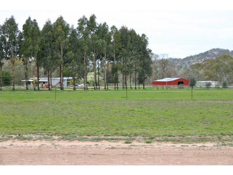 818 Panrock Road, Great Western VIC 3377