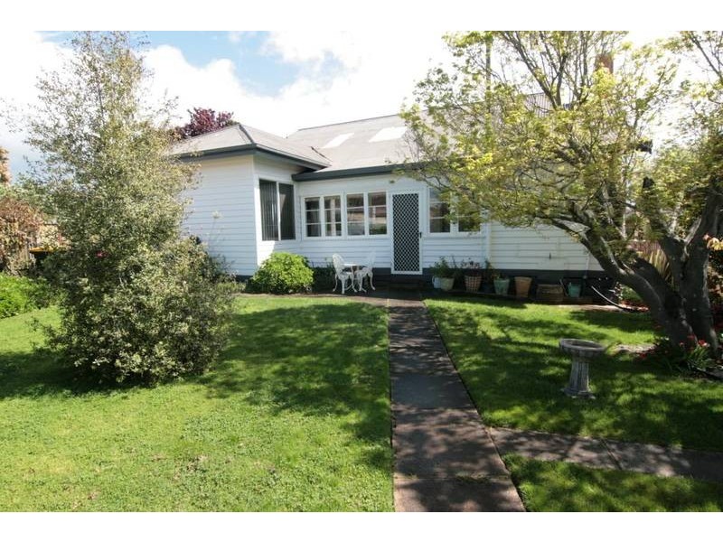 7 Minton Street, Ararat VIC 3377